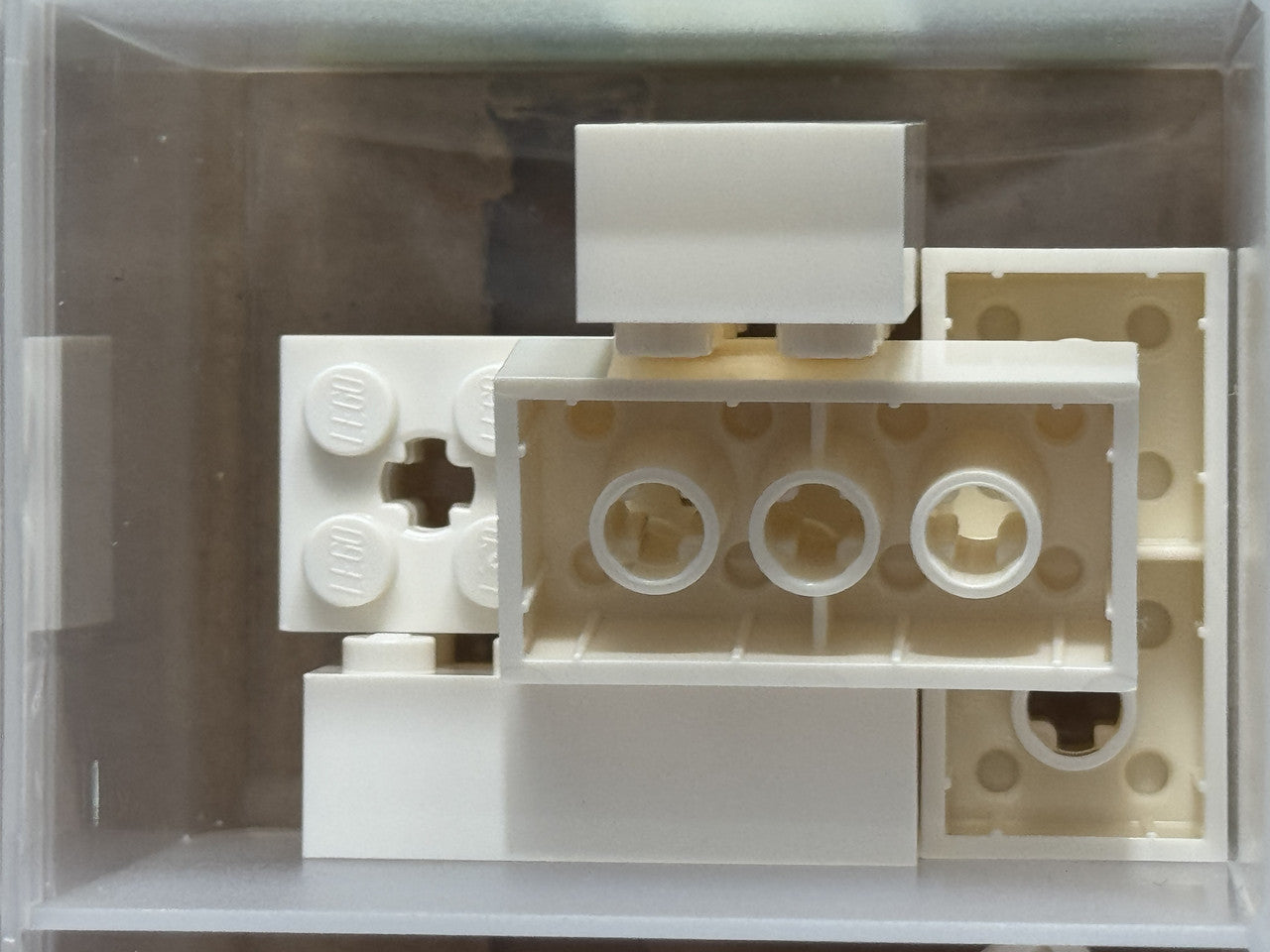 LEGO Parts - White Technic, Brick 2 x 4 with 3 Axle Holes - No 39789 - QTY 5