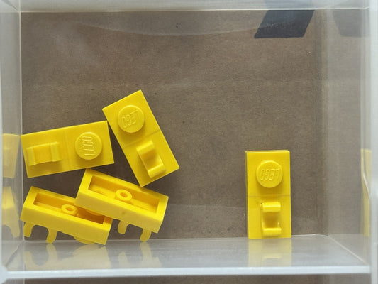 LEGO Parts - Yellow Plate 1 x 2 with Open O Clip on Top - No 44861 - QTY 5