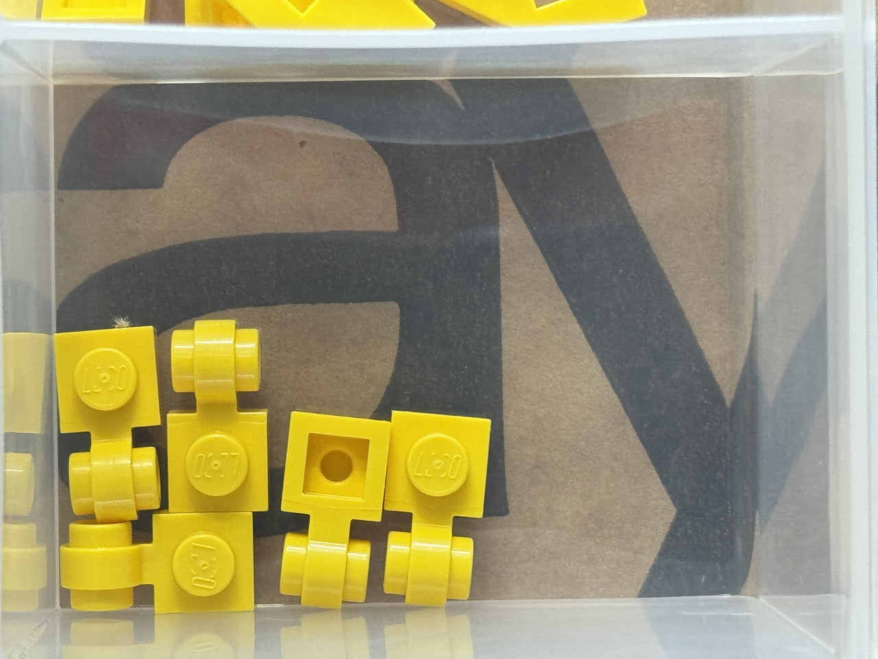 LEGO Parts - Yellow Plate 1 x 1 with Light Attachment - No 4081b - QTY 5