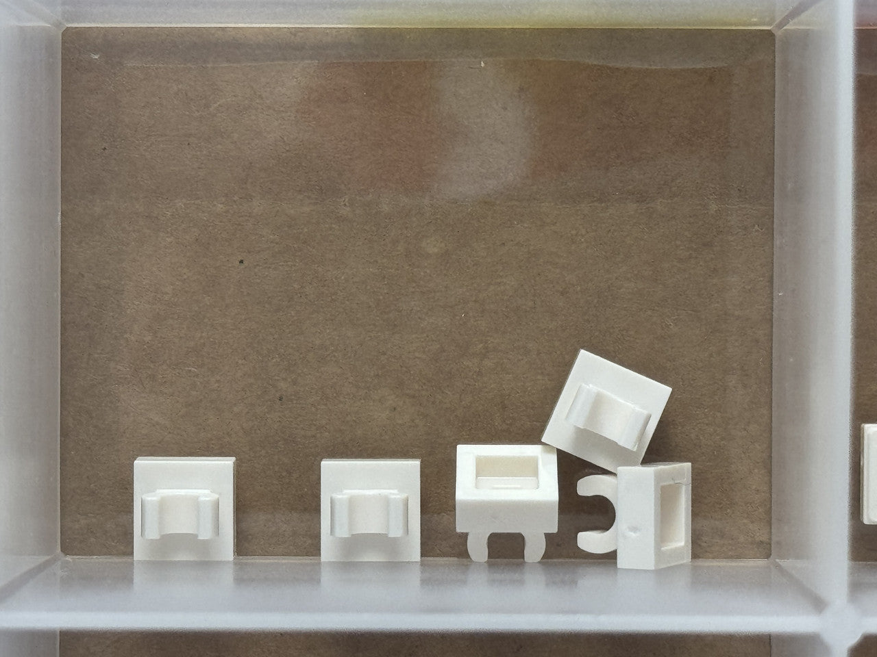 LEGO Parts - White Tile, Modified 1 x 1 with Open O Clip - No 15712 - QTY 5