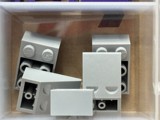 LEGO Parts - Light Bluish Gray Slope, Inverted 33 3 x 2 - No 2752 - QTY 5