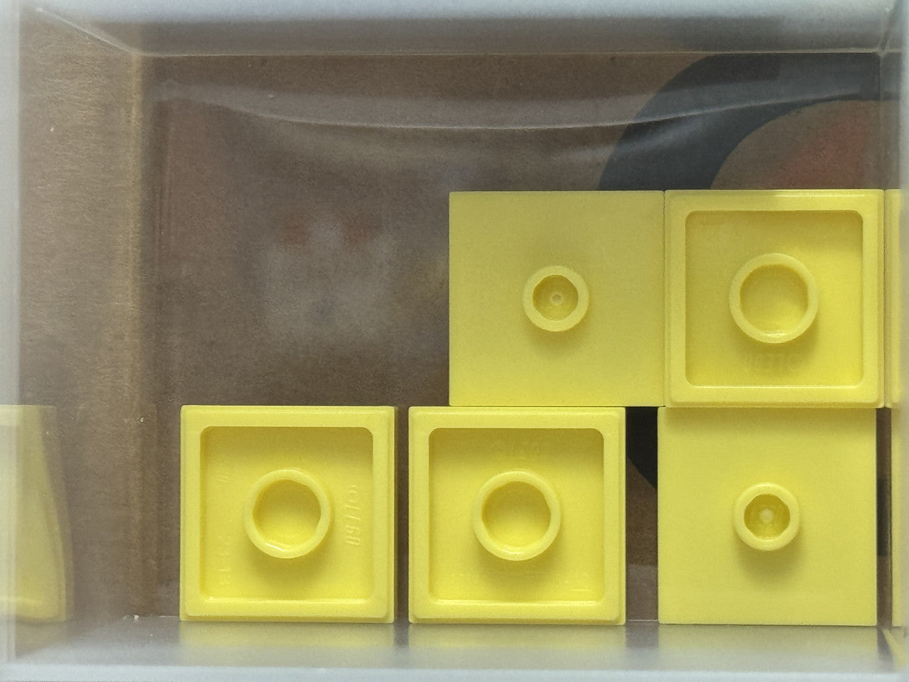 LEGO Parts - Bright Light Yellow Plate 2 x 2 1 Stud Center - No 87580 - QTY 5