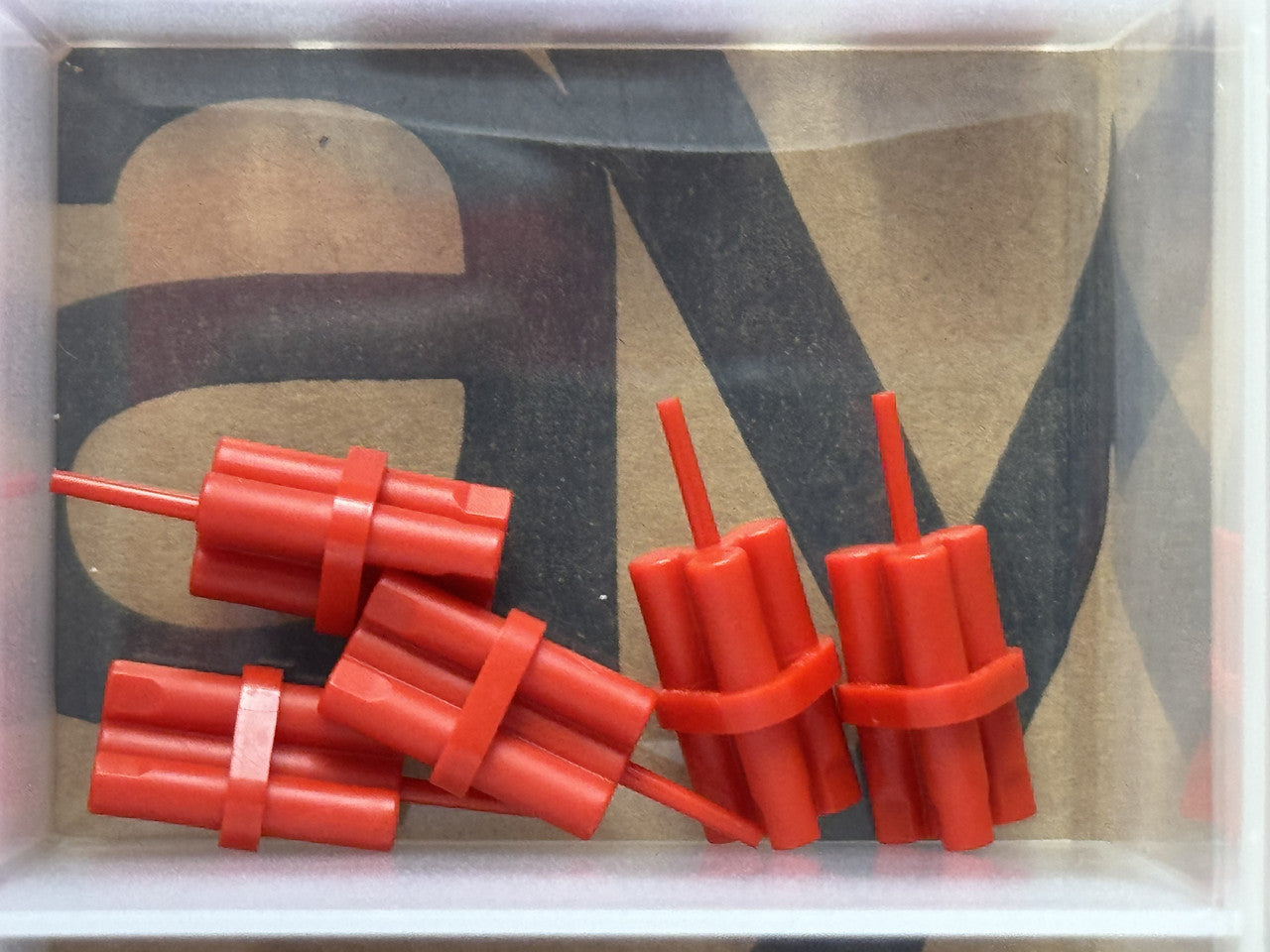 LEGO Parts - Red Minifigure, Utensil Dynamite Sticks Bundle - No 64728 - QTY 5