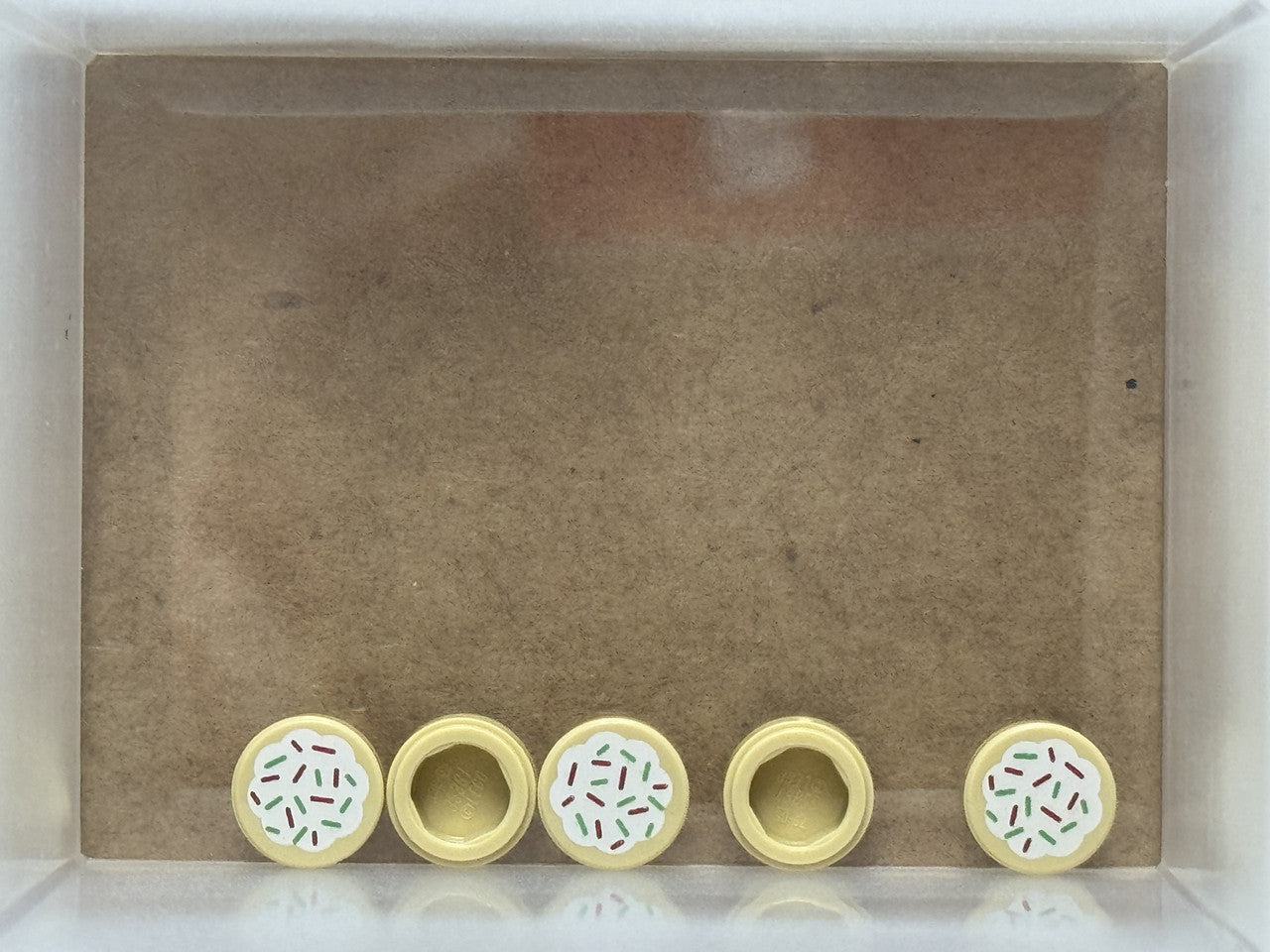 LEGO Parts - Tan Tile, Round 1 x 1 with Cookie - No 98138pb256 - QTY 5