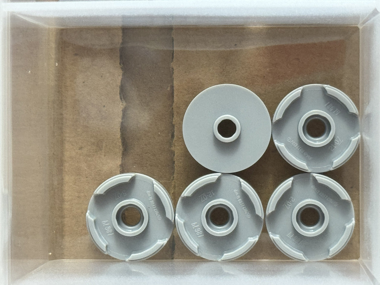 LEGO Parts - Light Bluish Gray Tile, Round 2 x 2 Open Stud - No 18674 - QTY 5