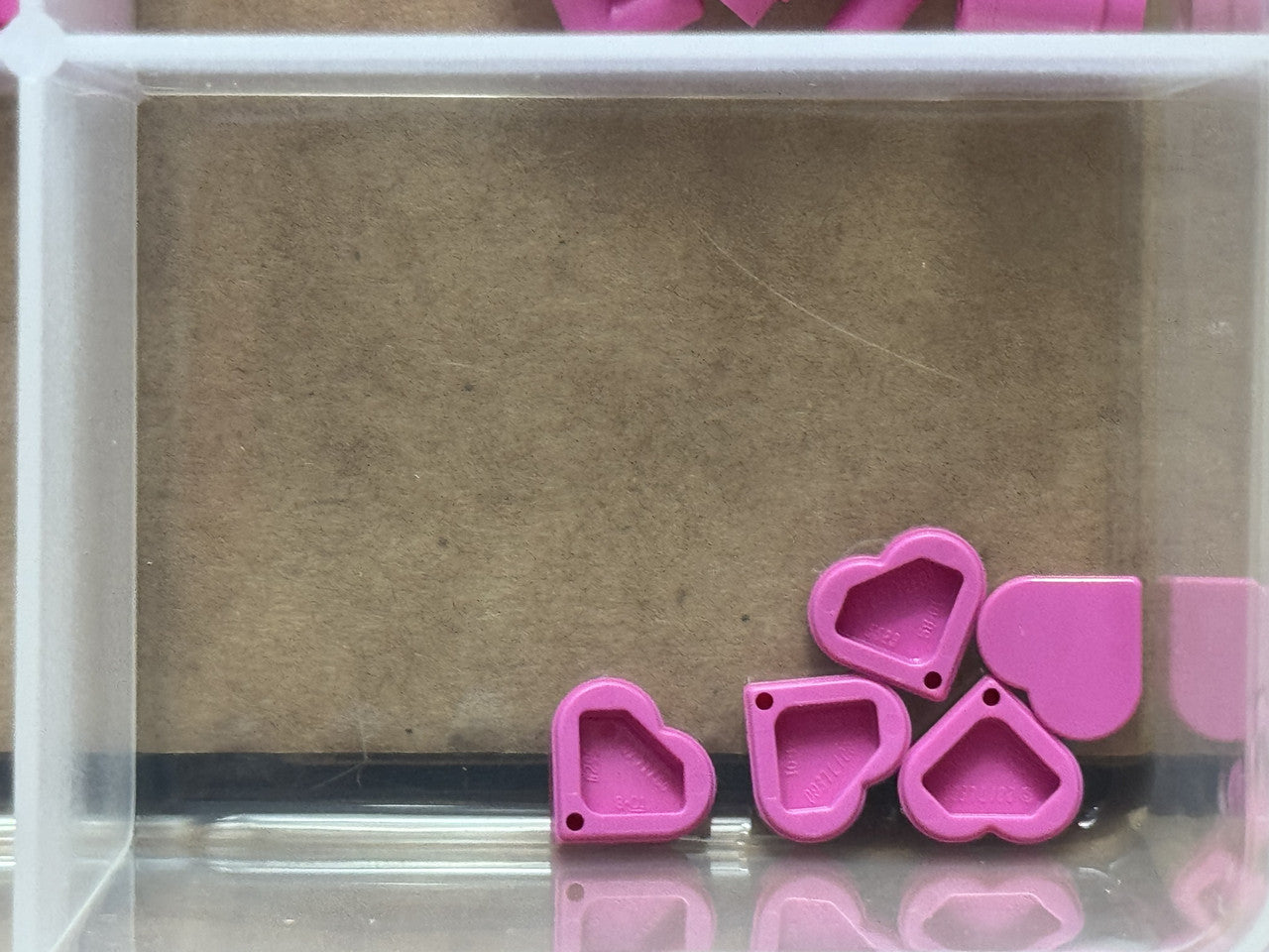 LEGO Parts - Dark Pink Tile, Round 1 x 1 Heart - No 39739 - QTY 5
