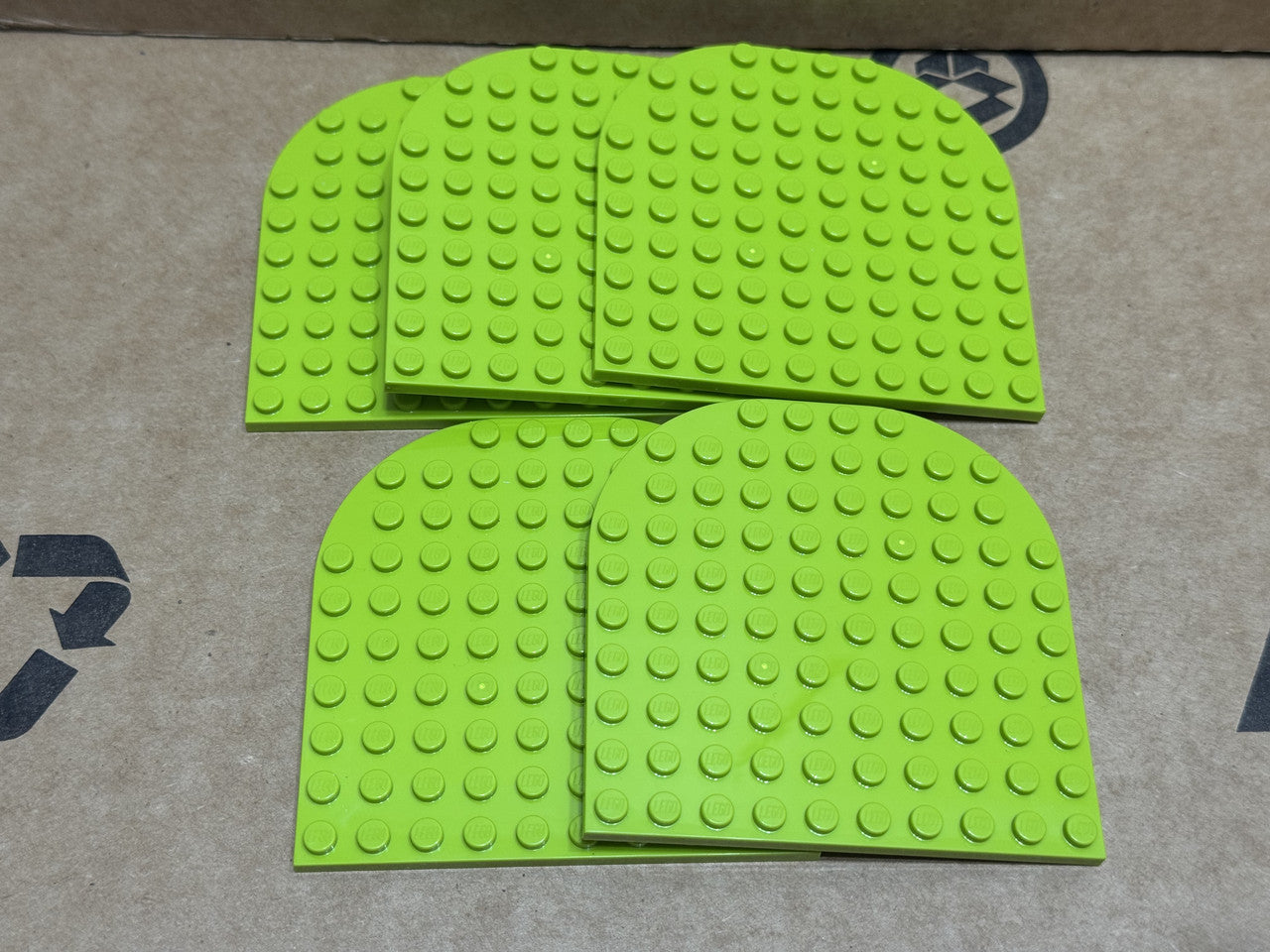 LEGO Parts - Lime Plate, Round 10 x 10 Rounded End - No 80031 - QTY 5