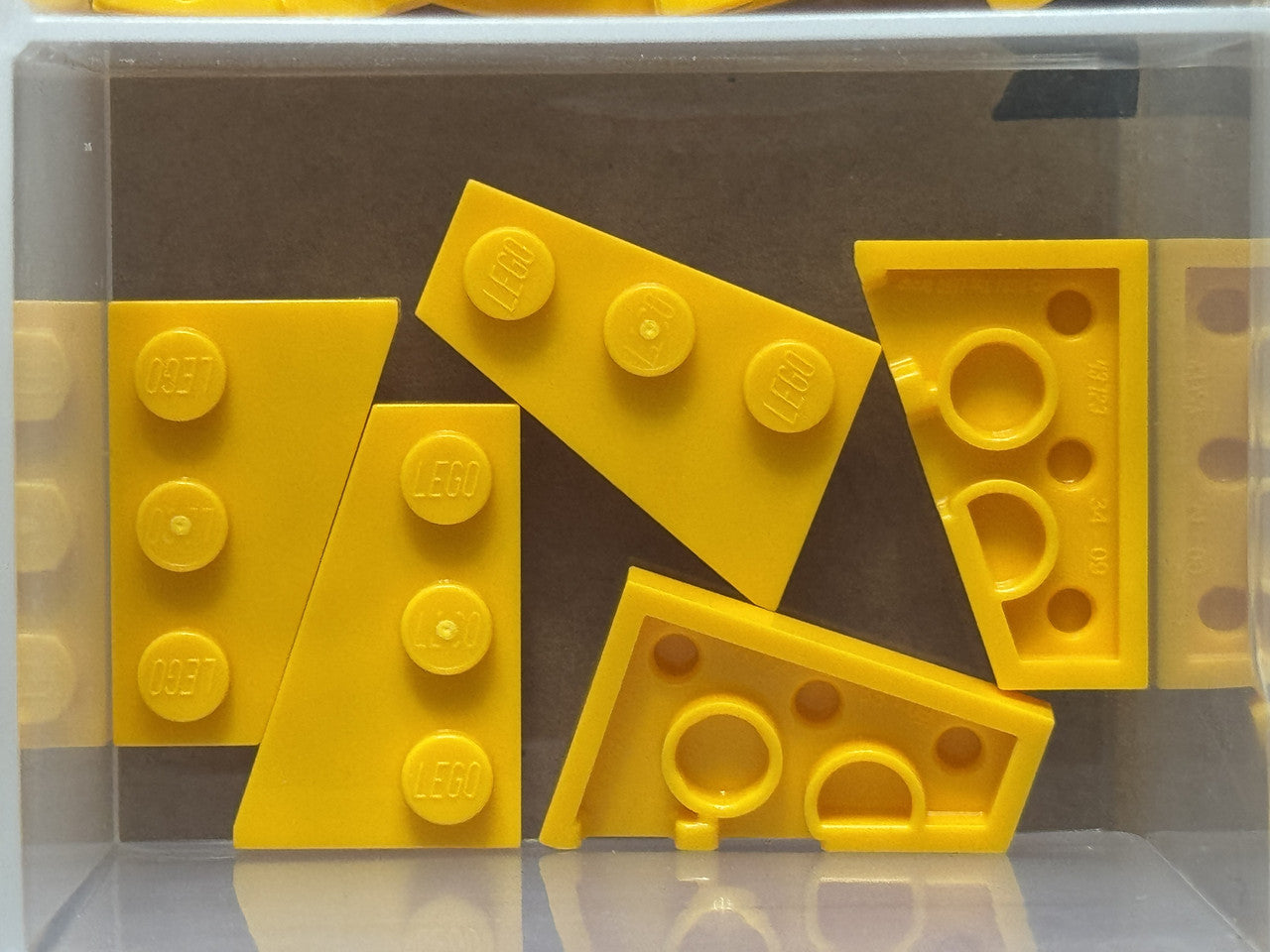 LEGO Parts - Bright Light Orange Wedge, Plate 3 x 2 Left - No 43723 - QTY 5