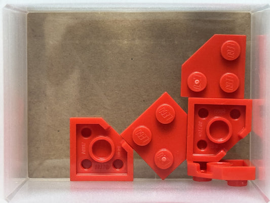 LEGO Parts - Red Wedge, Plate 2 x 2 Cut Corner - No 26601 - QTY 5