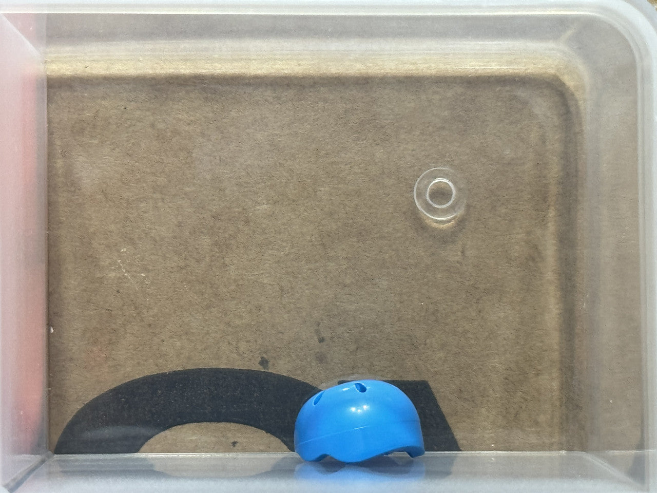 LEGO Parts - Dark Azure Minifigure, Headgear Helmet Sports - No 46303 - QTY 1