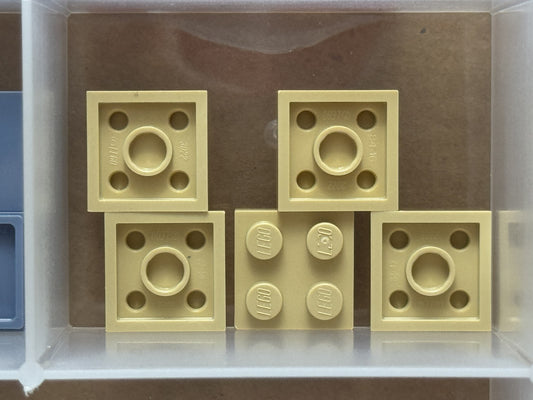 LEGO Parts - Tan Plate 2 x 2 - No 3022 - QTY 5