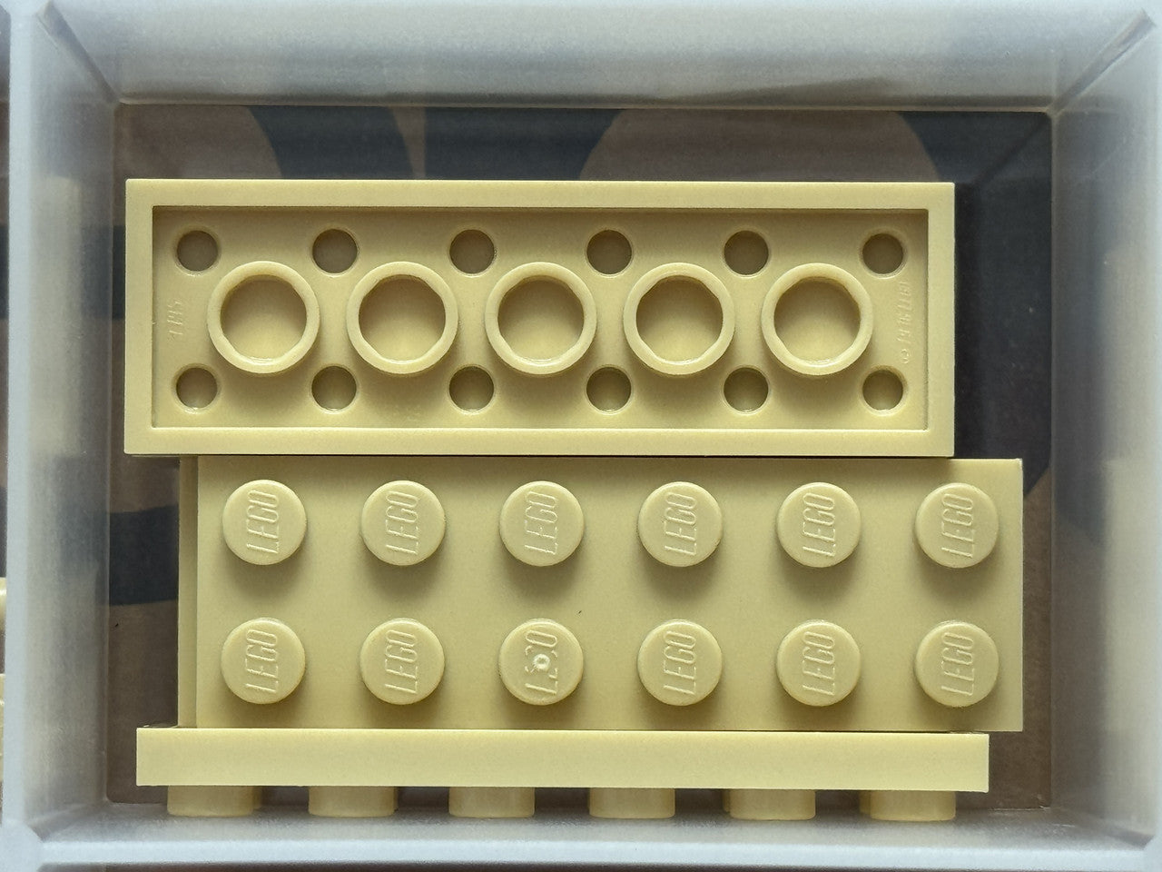 LEGO Parts - Tan Plate 2 x 6 - No 3795 - QTY 5