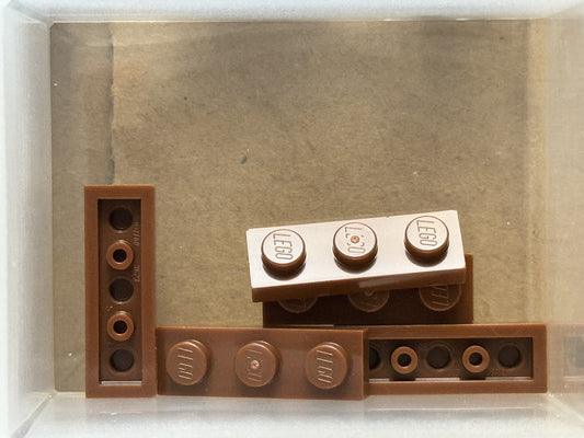 LEGO Parts - Reddish Brown Plate 1 x 3 - No 3623 - QTY 5