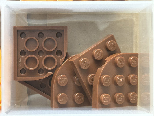 LEGO Parts - Reddish Brown Plate, Round Corner 3 x 3 - No 30357 - QTY 5