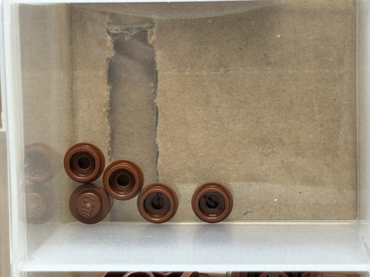 LEGO Parts - Reddish Brown Plate, Round 1 x 1 - No 4073 - QTY 5