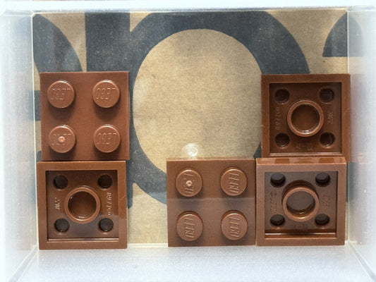 LEGO Parts - Reddish Brown Plate 2 x 2 - No 3022 - QTY 5