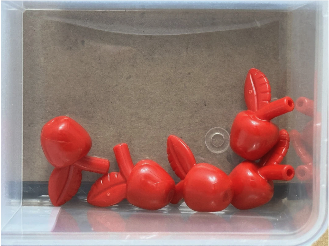 LEGO Parts - Red Apple - No 33051 - QTY 5