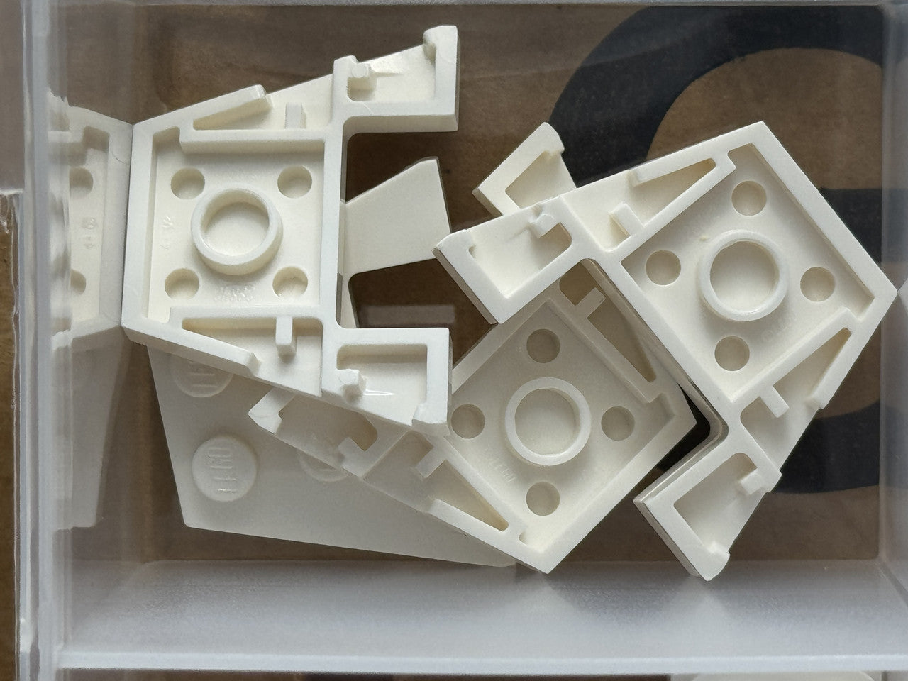 LEGO Parts - White Wedge, Plate 3 x 4 with Stud Notches - No 48183 - QTY 5