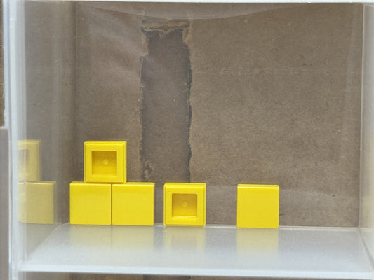 LEGO Parts - Yellow Tile 1 x 1 - No 3070 - QTY 5